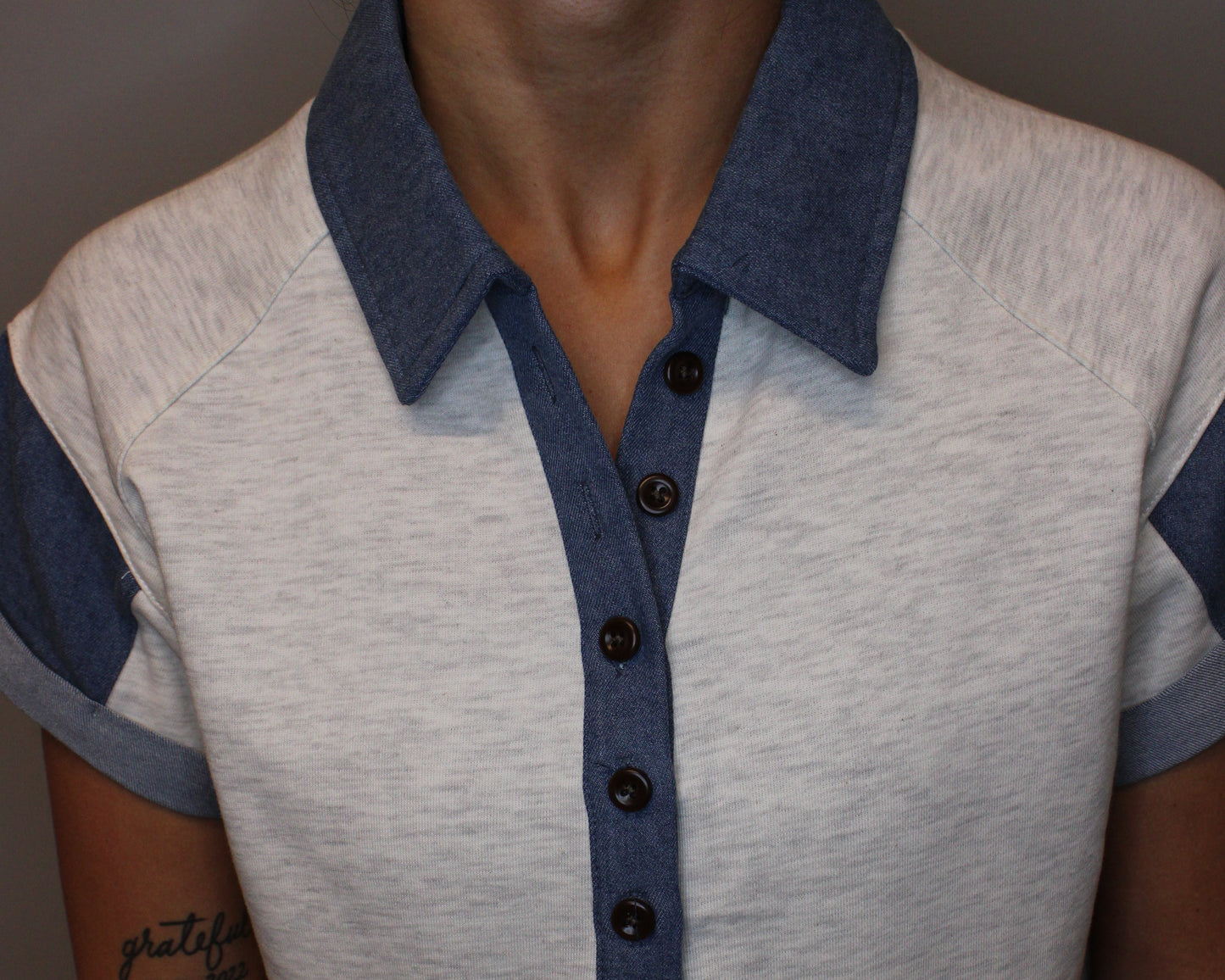 DENIM COLLAR SHIRT