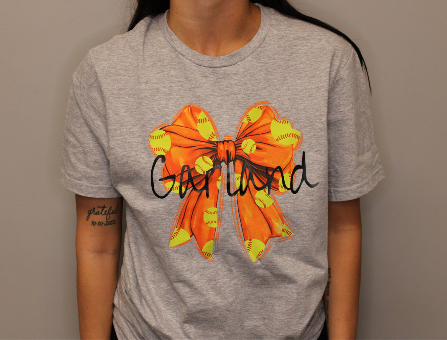 GARLAND SOFTBALL TEE