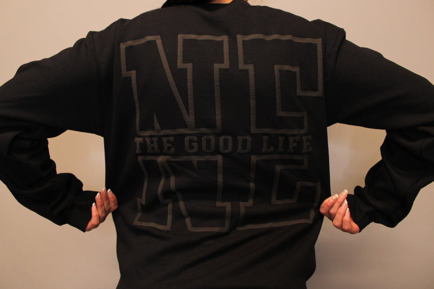 BLACK NE PUFF CREW