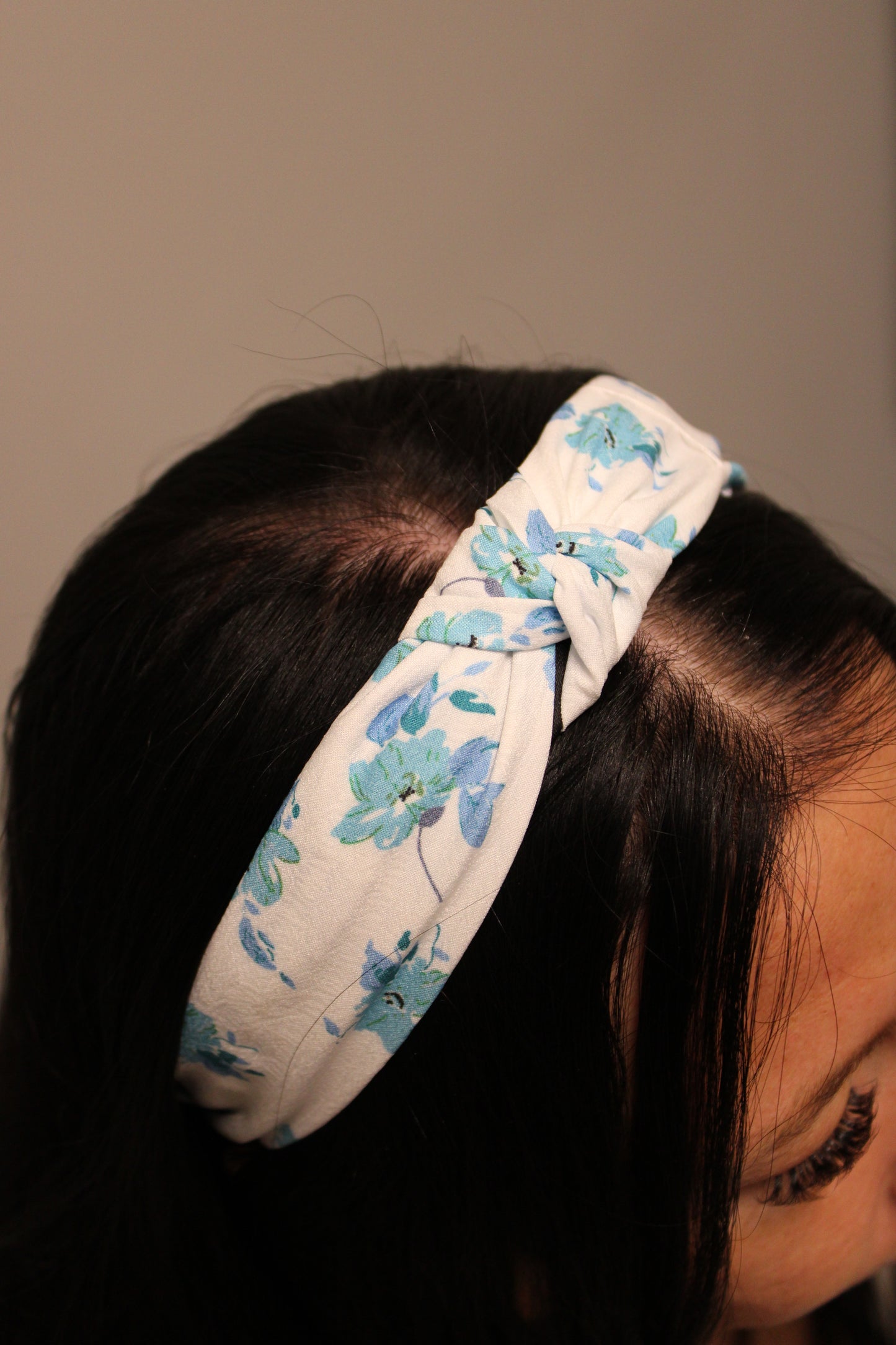 BLUE FLORAL HEADBAND