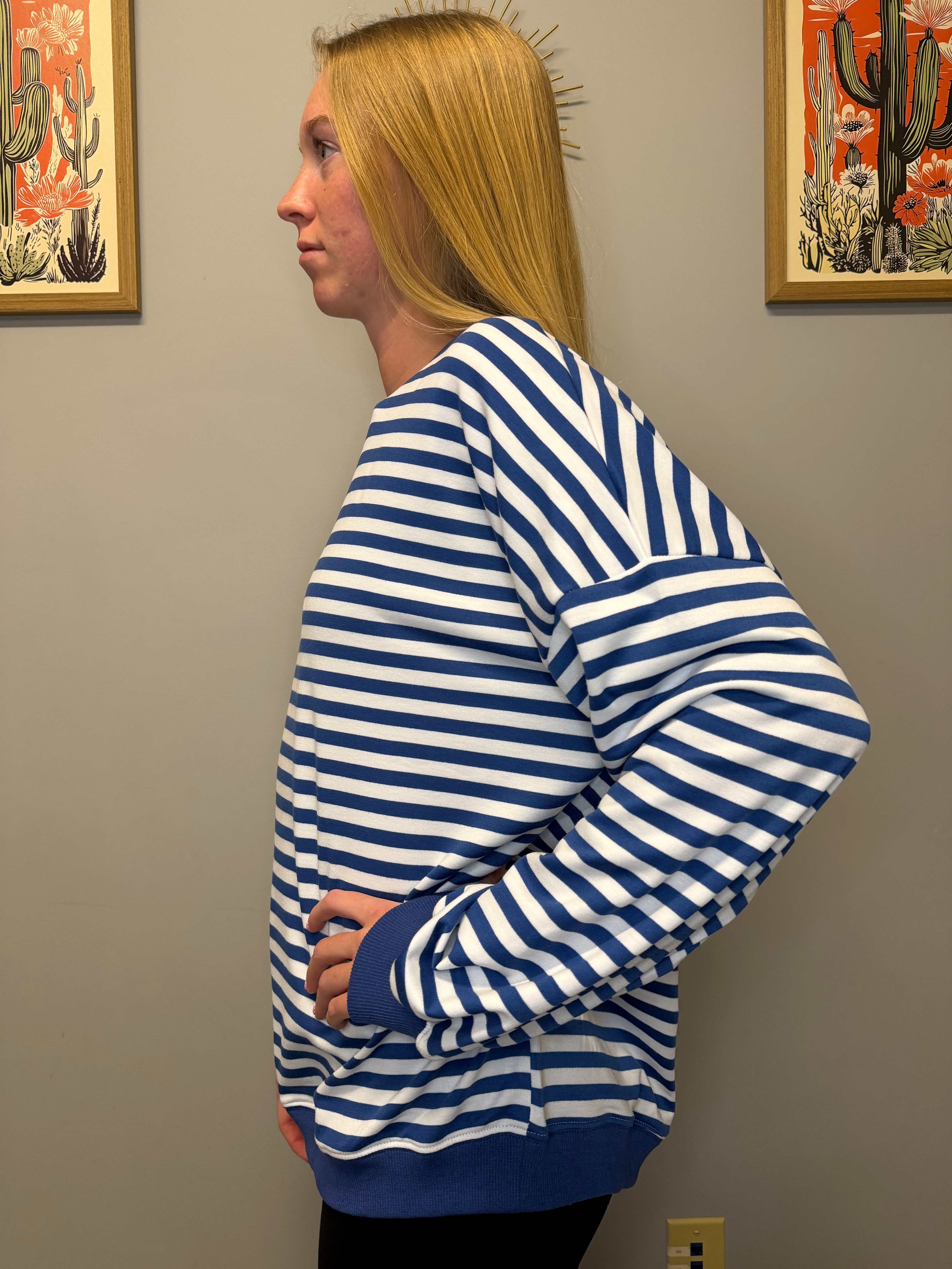 BLUE STRIPED PULLOVER