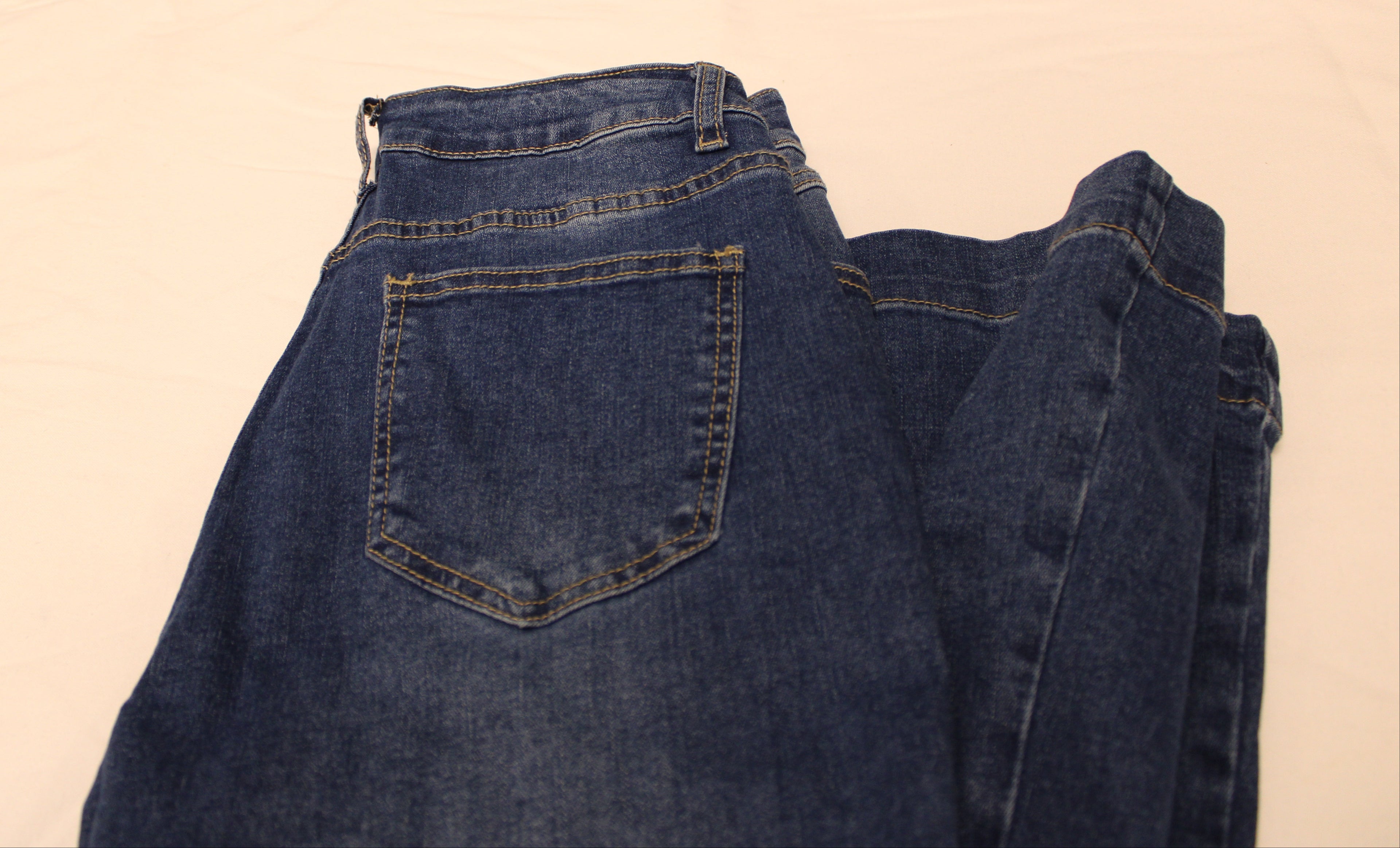 HIGH WAIST FLARE JEANS