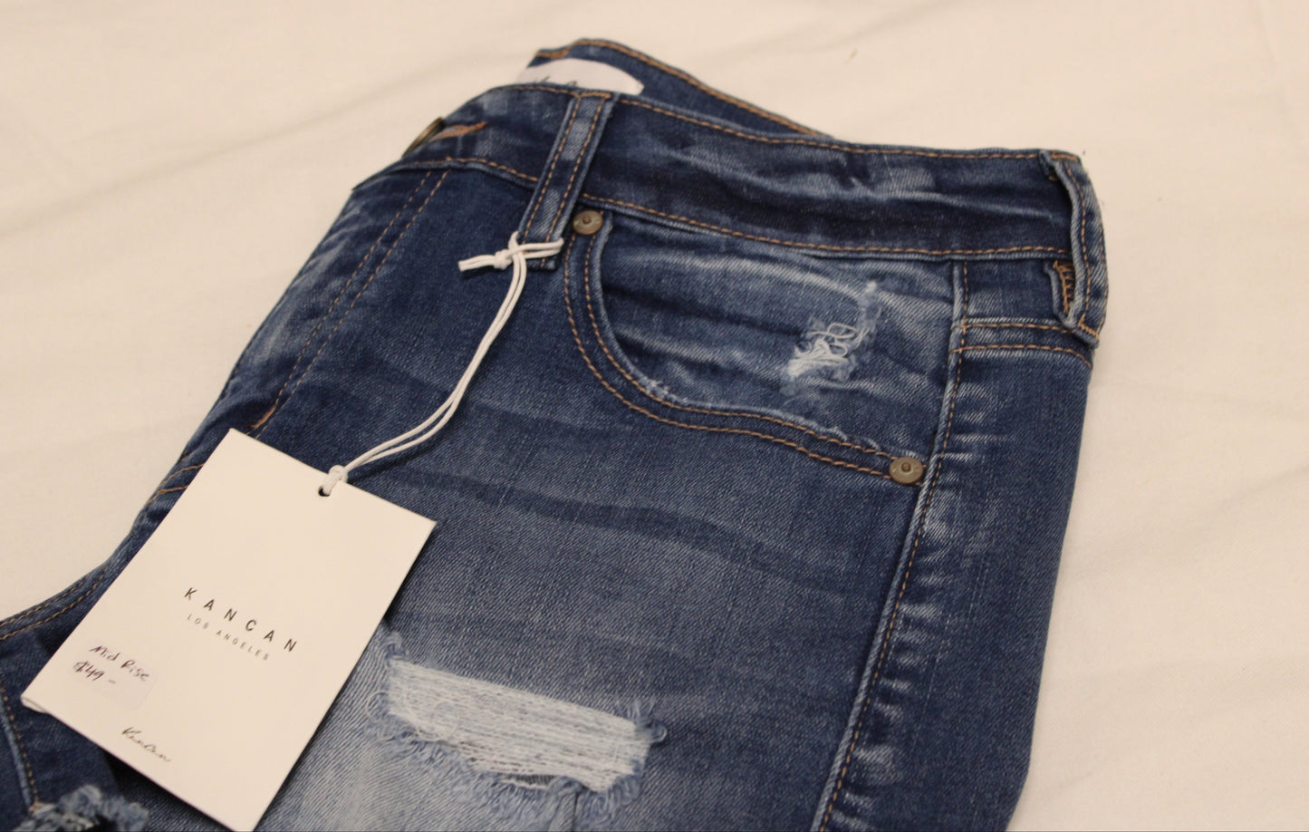 KANCAN MID-RISE SHORTS