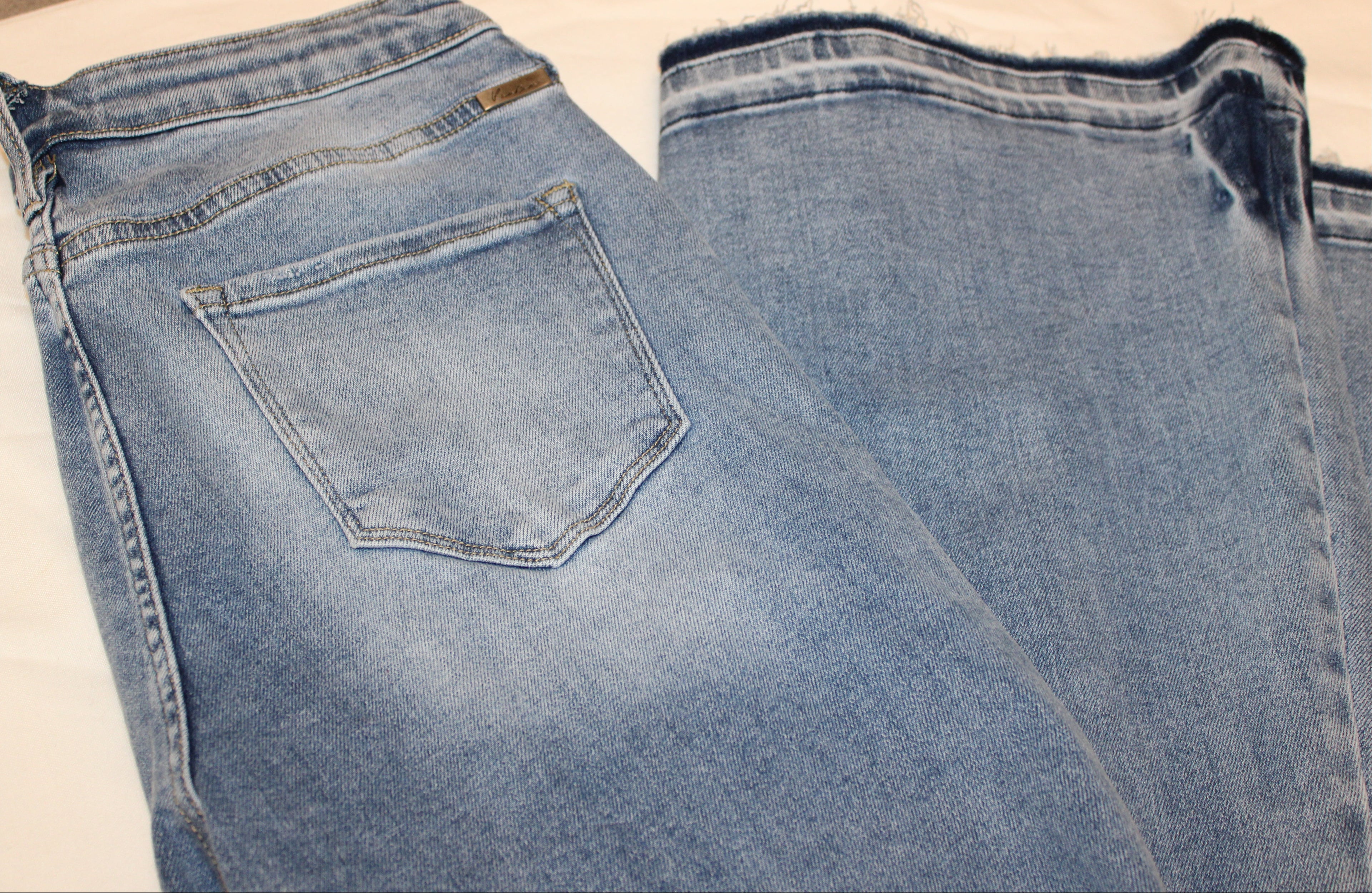 KANCAN HIGH RISE JEANS