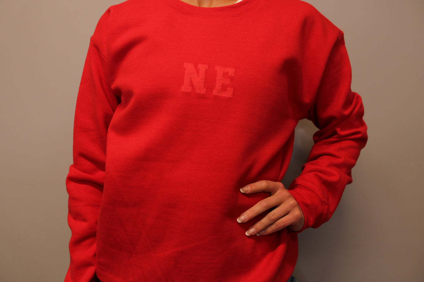 RED NE PUFF CREW