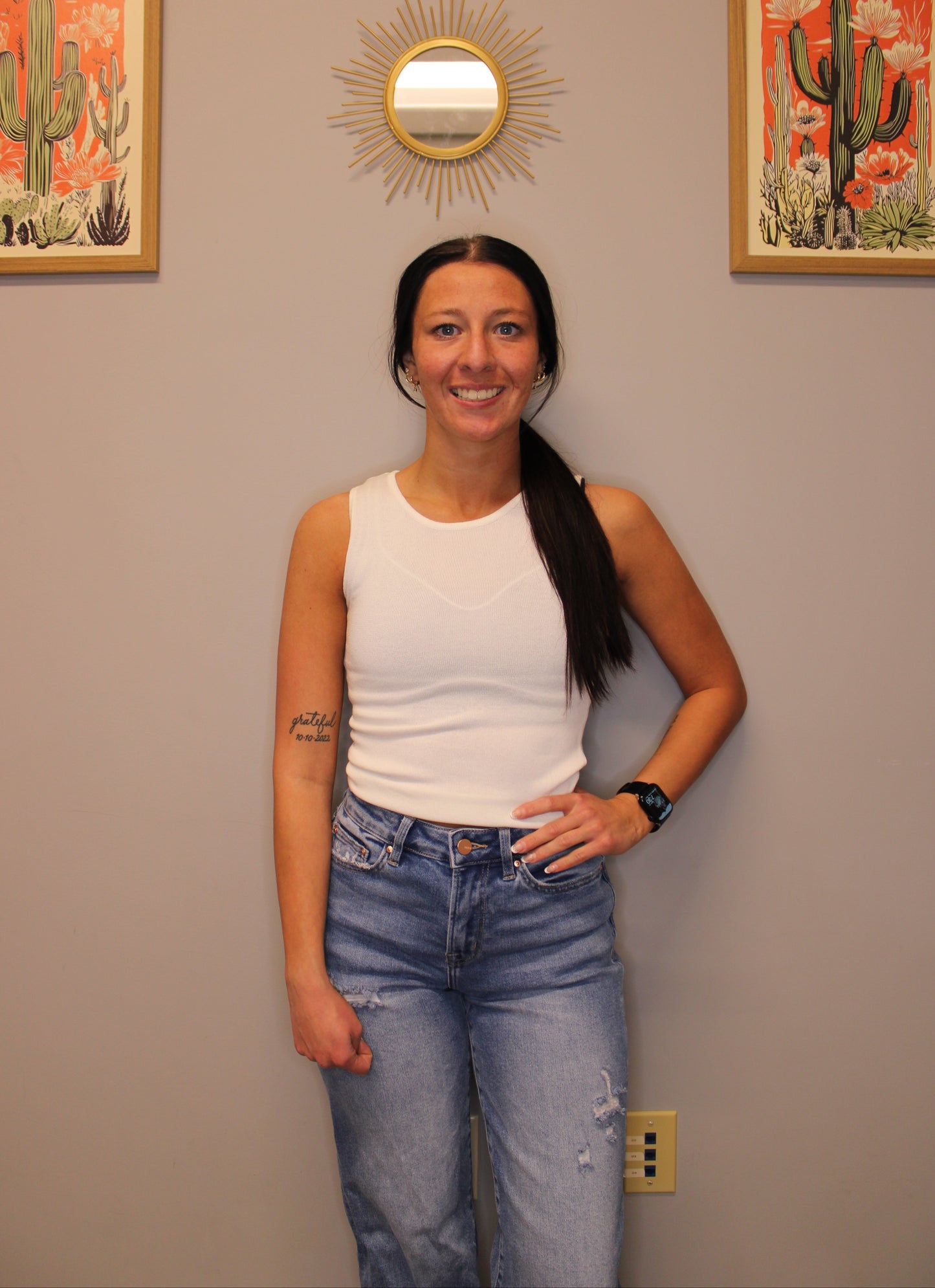WHITE CROPPED TANK